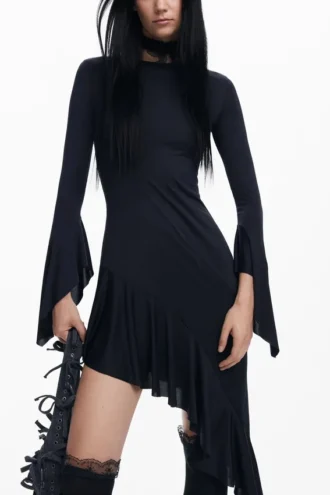 Asymmetric Black Dress Mar&Iacute;A Escote
