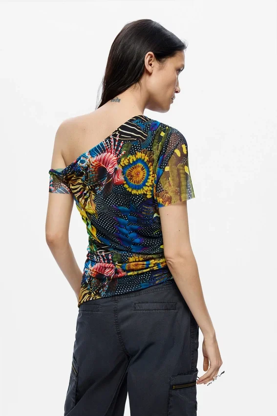 Asymmetrical Lacorix T-Shirt Asymmetrical Lacorix T-Shirt
