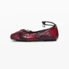 Ballerina with Laces