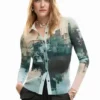Buttoned Texture T-Shirt