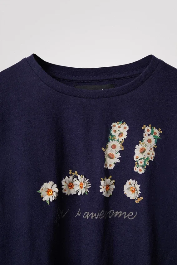 Cropped Daisy T-Shirt Cropped Daisy T-Shirt