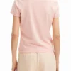 Daisy Illustration T-Shirt Daisy Illustration T-Shirt