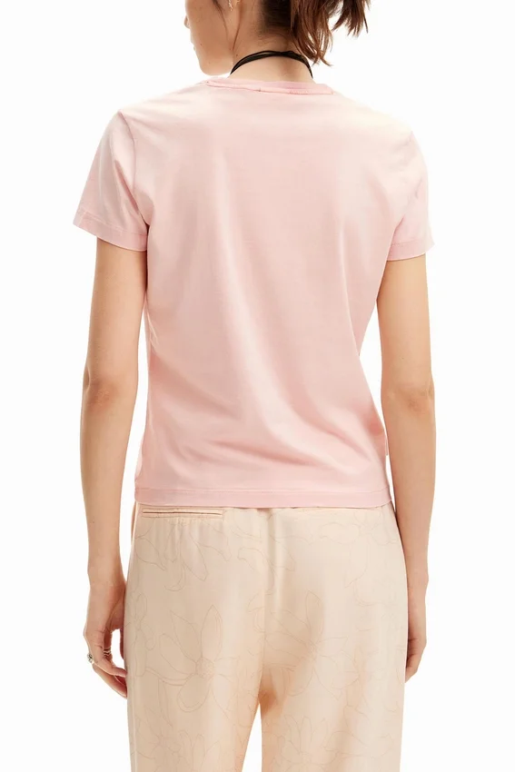 Daisy Illustration T-Shirt Daisy Illustration T-Shirt
