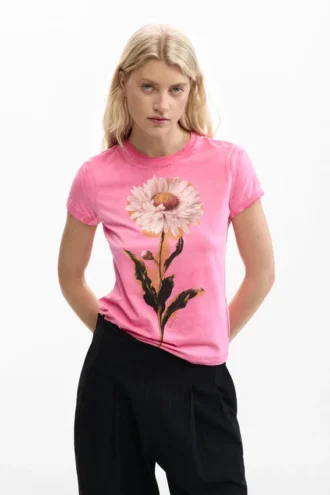 Fitted Daisy T-Shirt