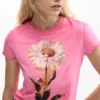 Fitted Daisy T-Shirt Fitted Daisy T-Shirt