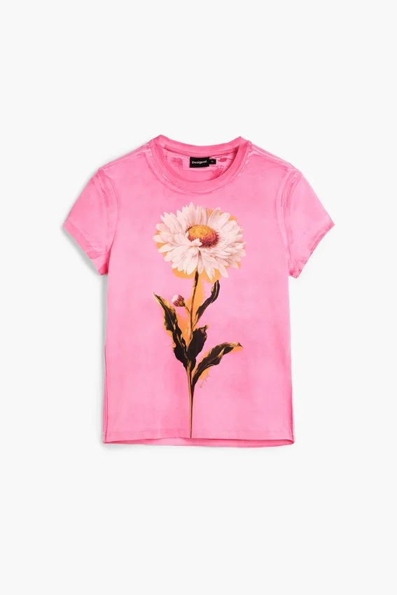 Fitted Daisy T-Shirt Fitted Daisy T-Shirt