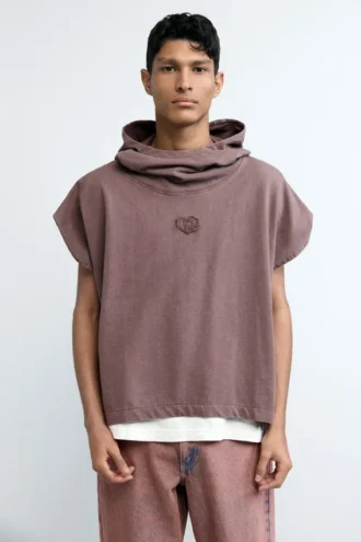 Hoodie T-Shirt Logo