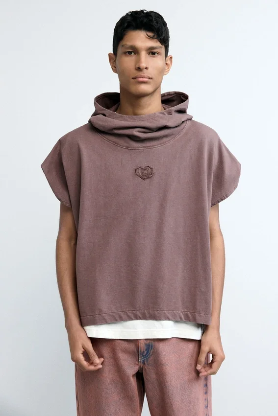 Hoodie T-Shirt Logo Hoodie T-Shirt Logo