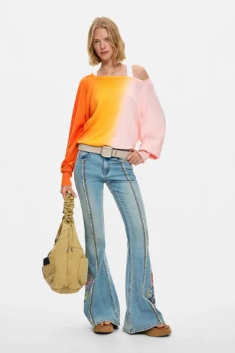 Jeans Trousers with Flower Topstitching