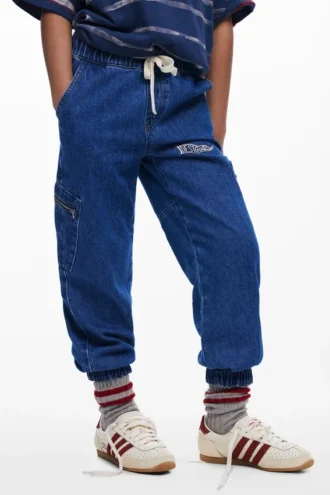 Jeans with Zippers