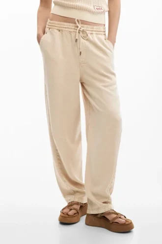 Lightweight Jeans with a Worn Effect