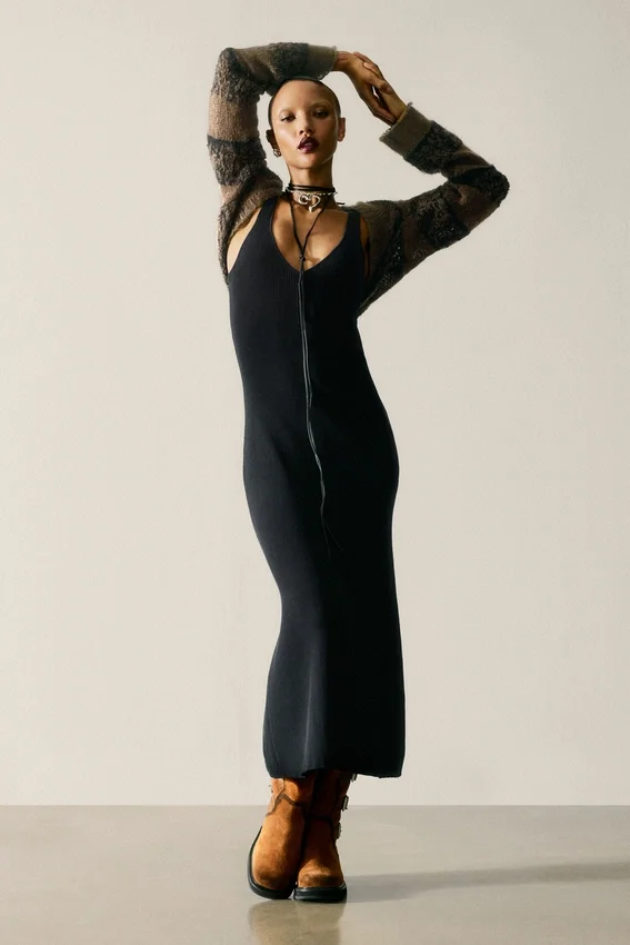 Long-Sleeved Knit Dress Long-Sleeved Knit Dress