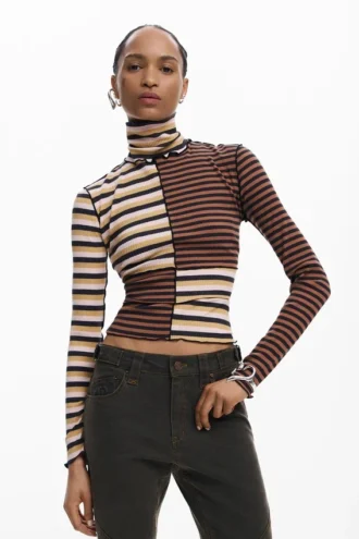 Long-Sleeved T-Shirt with High Neck