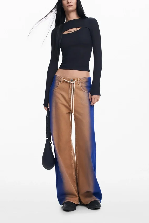 Maitrepierre Cutout Neckline T-Shirt Maitrepierre Cutout Neckline T-Shirt