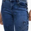 Mar&Iacute;A Escote Denim Pants
