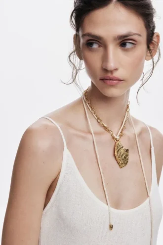 Multi-Position Pendant Shell Gold-Plated Zalio