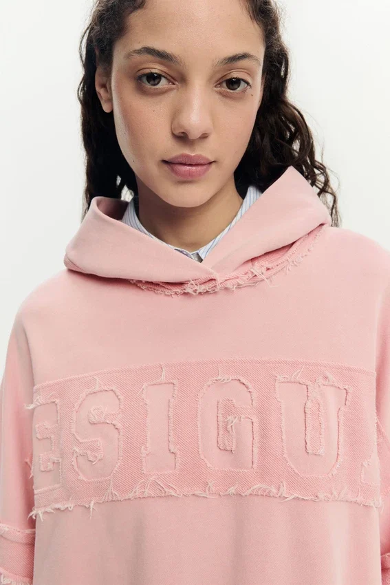 Oversize Sweatshirt with Hood Oversize Sweatshirt with Hood