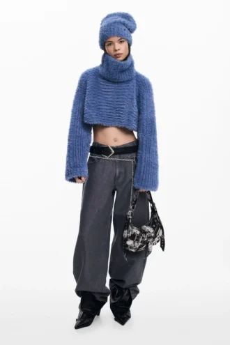 Pack Cropped Sweater and Beanie
