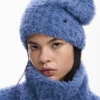 Pack Cropped Sweater and Beanie