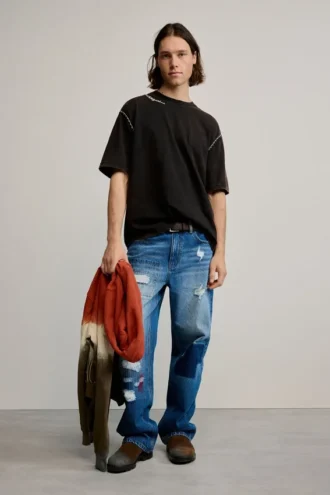 Plain T-Shirt Detail