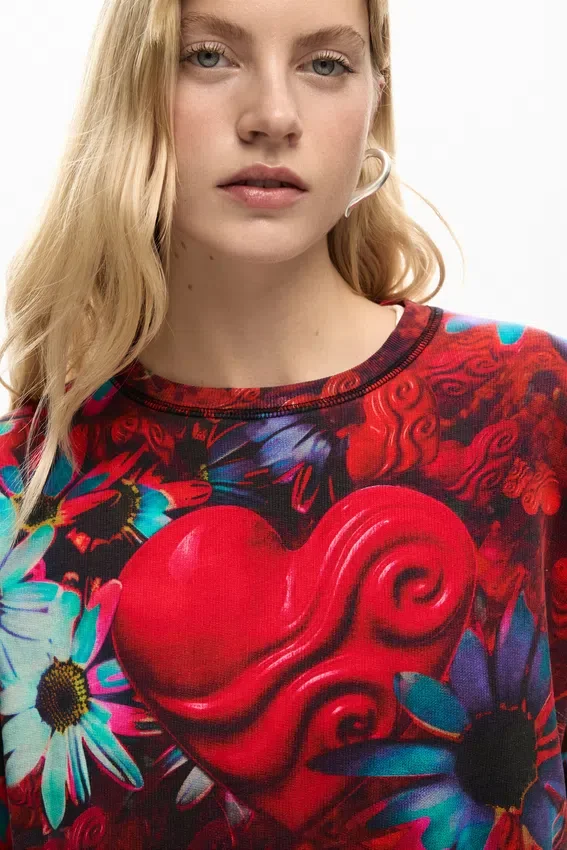 Printed Heart Sweatshirt Printed Heart Sweatshirt