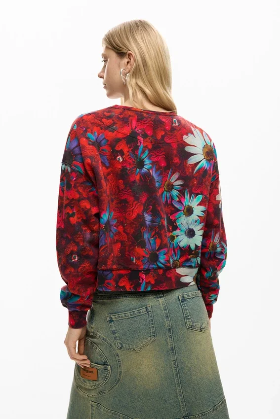 Printed Heart Sweatshirt Printed Heart Sweatshirt