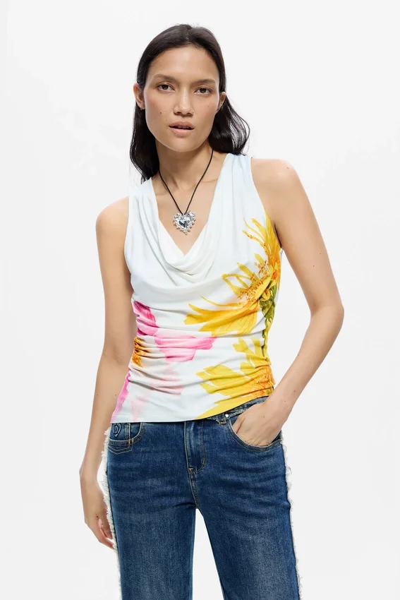 Printed Sleeveless T-Shirt Printed Sleeveless T-Shirt