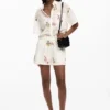 Short-Sleeve Embroidered Shirt