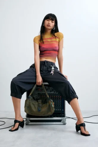 Short-Sleeved High Neck Blouse