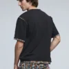 Short-Sleeved T-Shirt Seam Details Short-Sleeved T-Shirt Seam Details