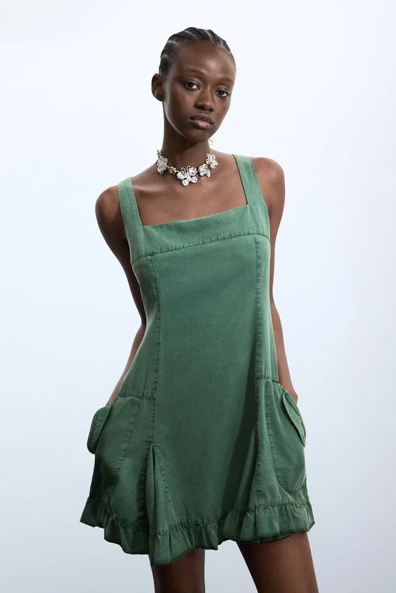 Sleeveless Short Dress Sleeveless Short Dress