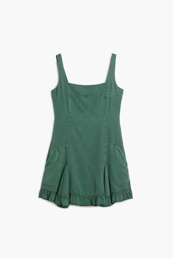 Sleeveless Short Dress Sleeveless Short Dress