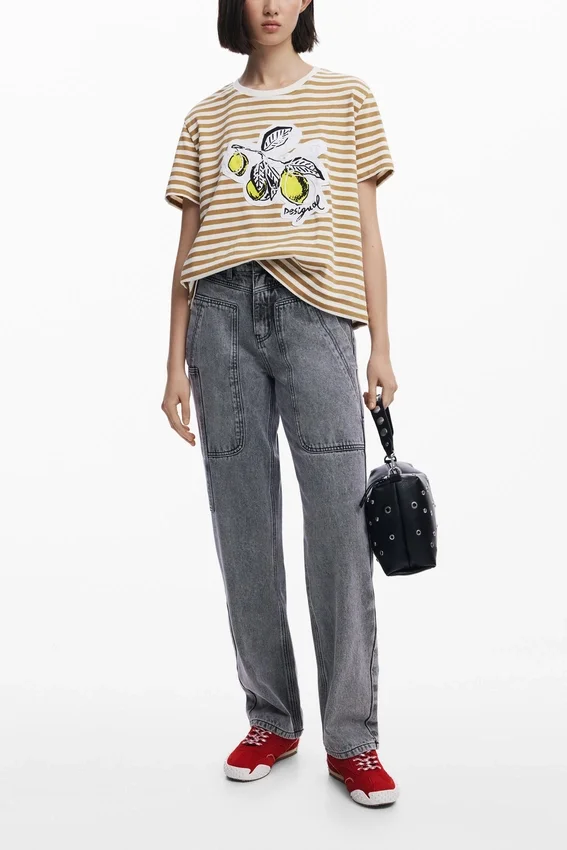 Striped Print T-Shirt Striped Print T-Shirt