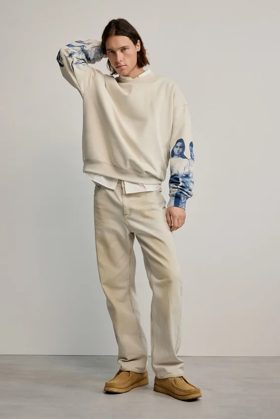 Sweatshirt with Printed Sleeves Sweatshirt with Printed Sleeves