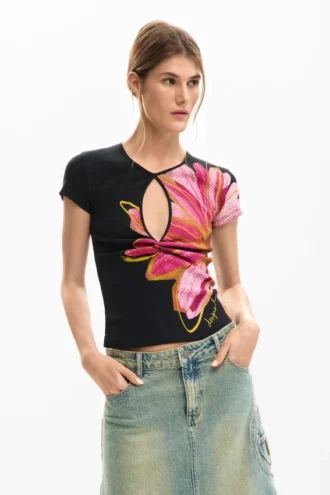 T-Shirt Opening Flower