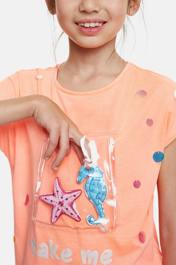 T-Shirt with Pocket of the Sea T-Shirt with Pocket of the Sea