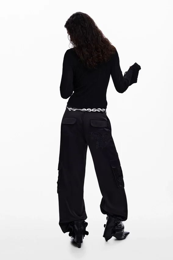 T-Shirt with Snap Fasteners and Tie T-Shirt with Snap Fasteners and Tie