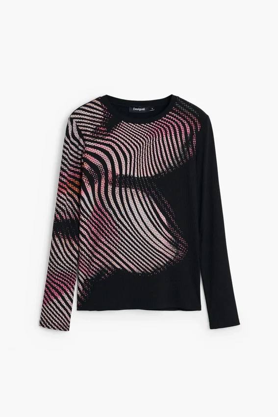 Wavy T-Shirt Wavy T-Shirt