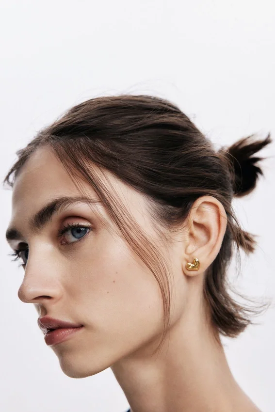 Zalio Gold-Plated Heart Stud Earrings Zalio Gold-Plated Heart Stud Earrings