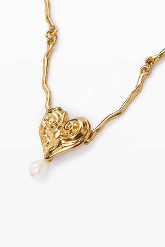 Zalio Gold-Plated Pearl Pendant Zalio Gold-Plated Pearl Pendant